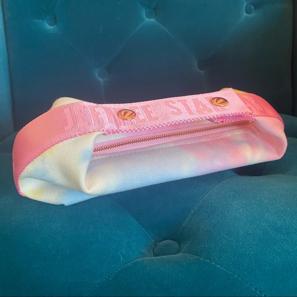 NEW💕JSC Limited Spring ‘21 Edition tie dye makeup bag - Picture 6 of 13